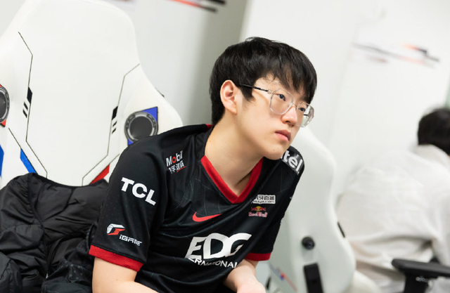 包含Ming爆冷击败MAD,战术调整引爆全场!的词条 包含Ming爆冷击败MAD,战术调整引爆全场!的词条