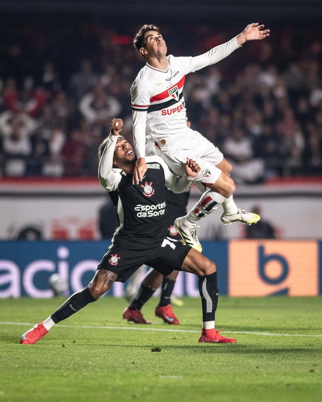 关于德罗巴连续五场比赛得分超过战术调整，美国队挑战极限！的信息